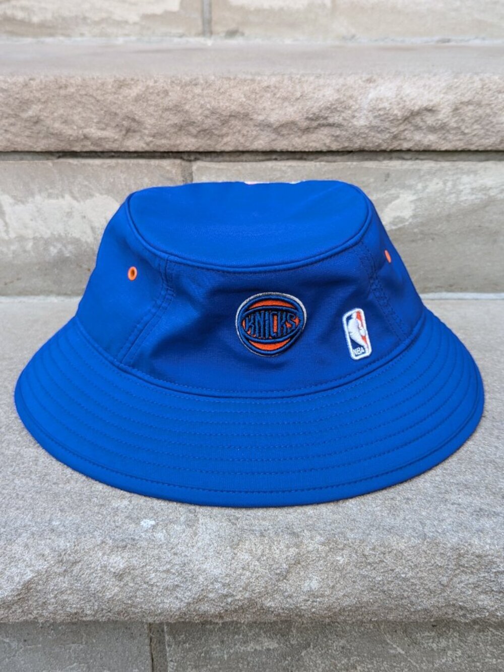 New York Knicks Tilley Bucket Hat NEW - Picture 5 of 9